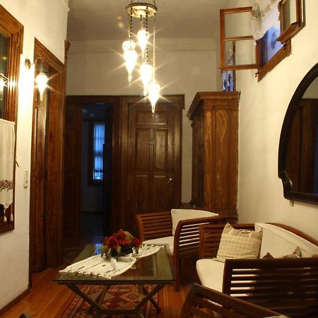 Ayfada Cafe & Pension Айвалык Экстерьер фото