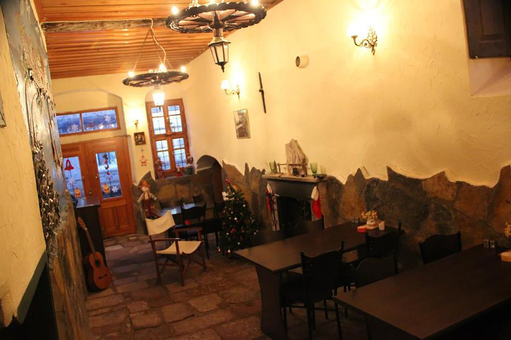 Ayfada Cafe & Pension Айвалык Экстерьер фото